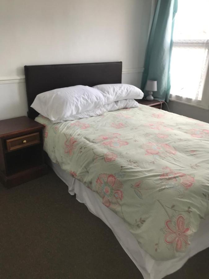 Bensons Guesthouse Southend-on-Sea Exterior photo